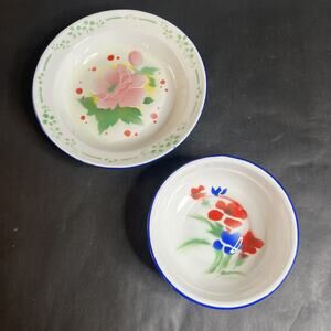 Gong Zi Braro Vintage Enamel Bowls Set of 4 Floral Design Colorful Kitchen Decor